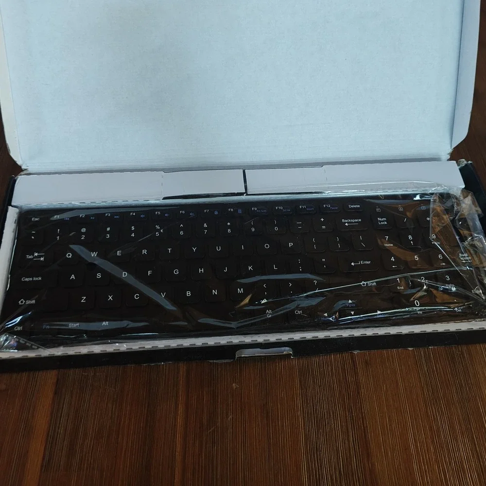4049571003658 Wired Keyboard Perixx PERIBOARD-215 scissor ultra-flat, Compact G2